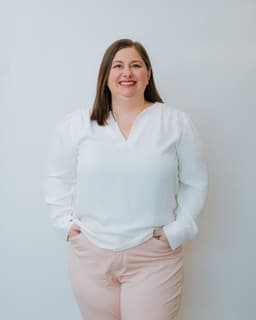 Dr. Marisa Byles